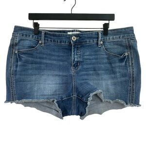 TORRID Blue Denim Jean Shorts 18